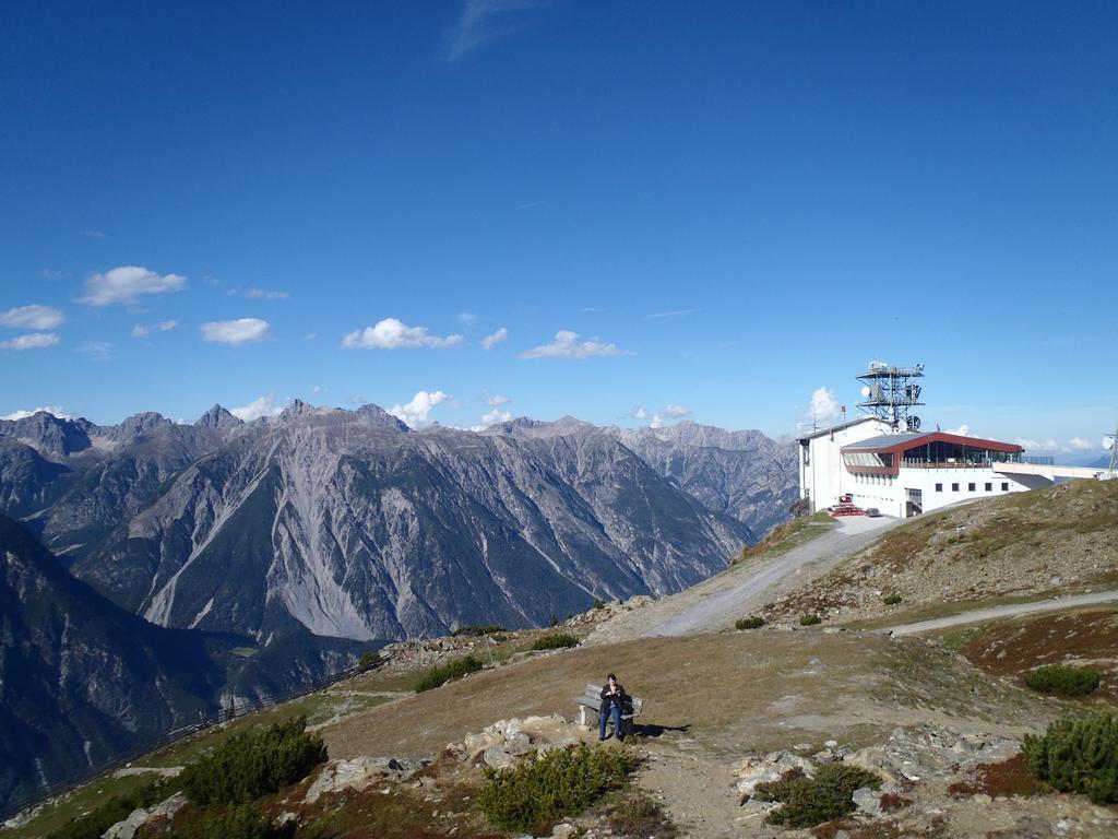 Wellnesshuettendorf Wiese Sankt Leonhard im Pitztal Buitenkant foto