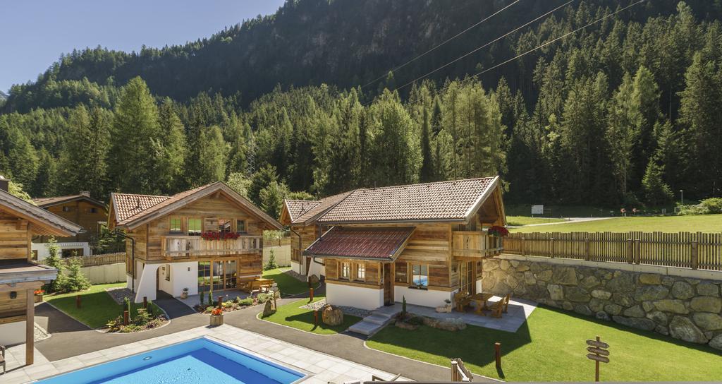 Wellnesshuettendorf Wiese Sankt Leonhard im Pitztal Buitenkant foto