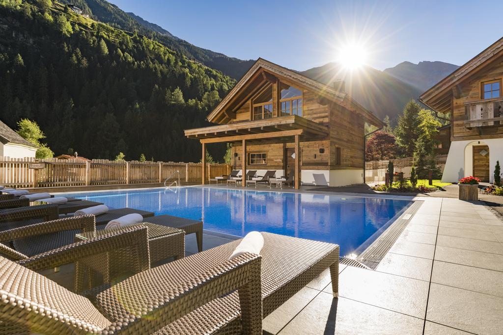 Wellnesshuettendorf Wiese Sankt Leonhard im Pitztal Buitenkant foto